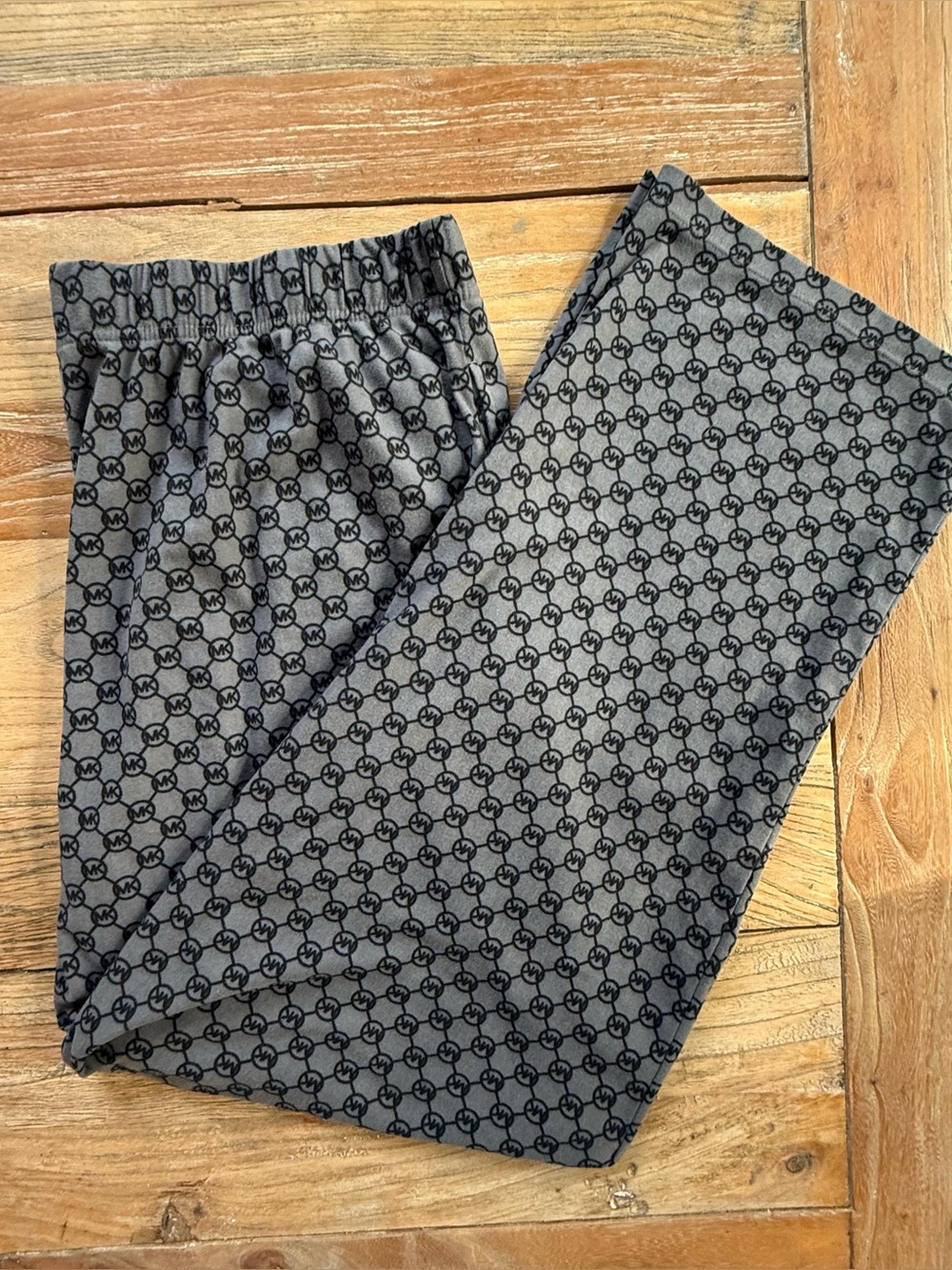 Women’s Gray Michael Kors Logo Patterned Lounge Pants L